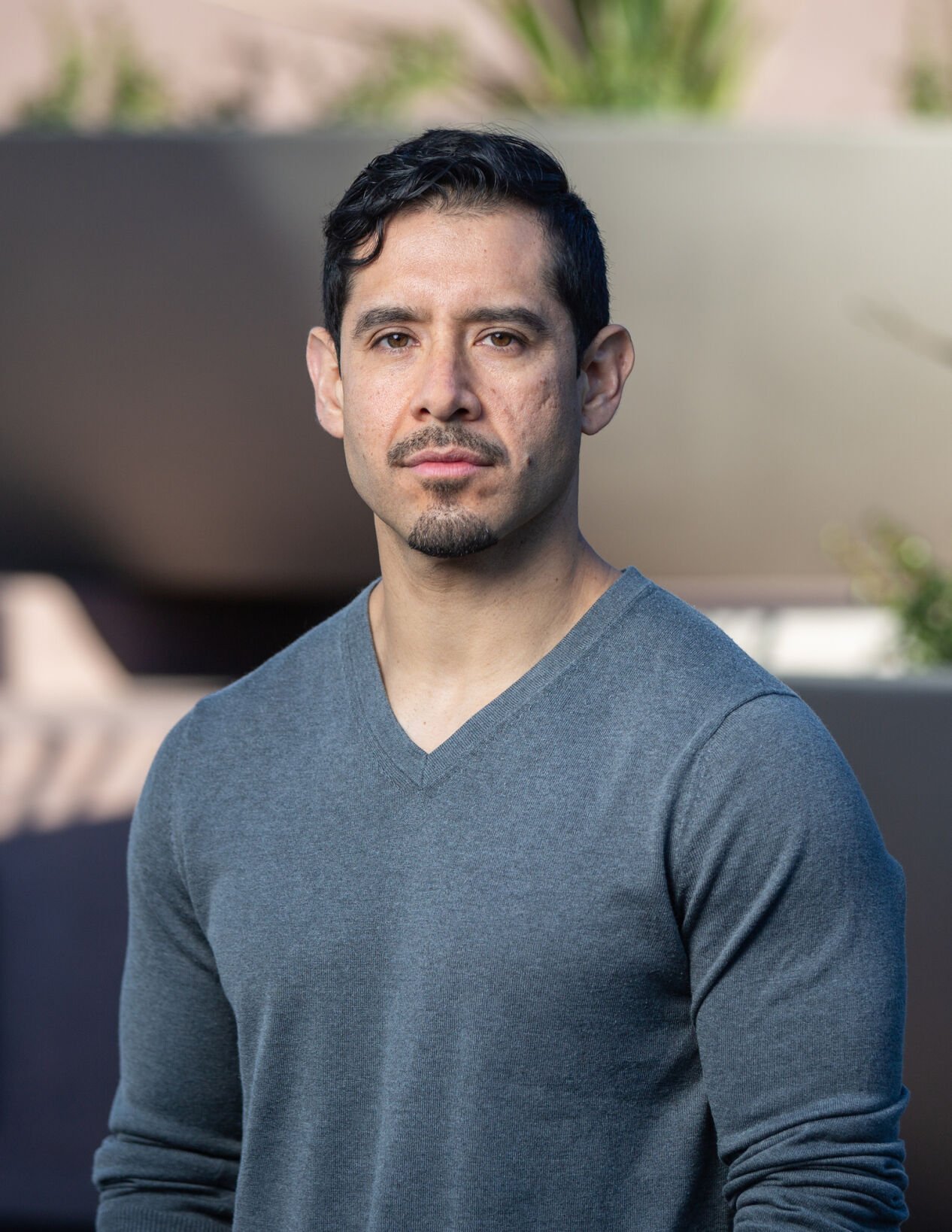 Alexander Aviña